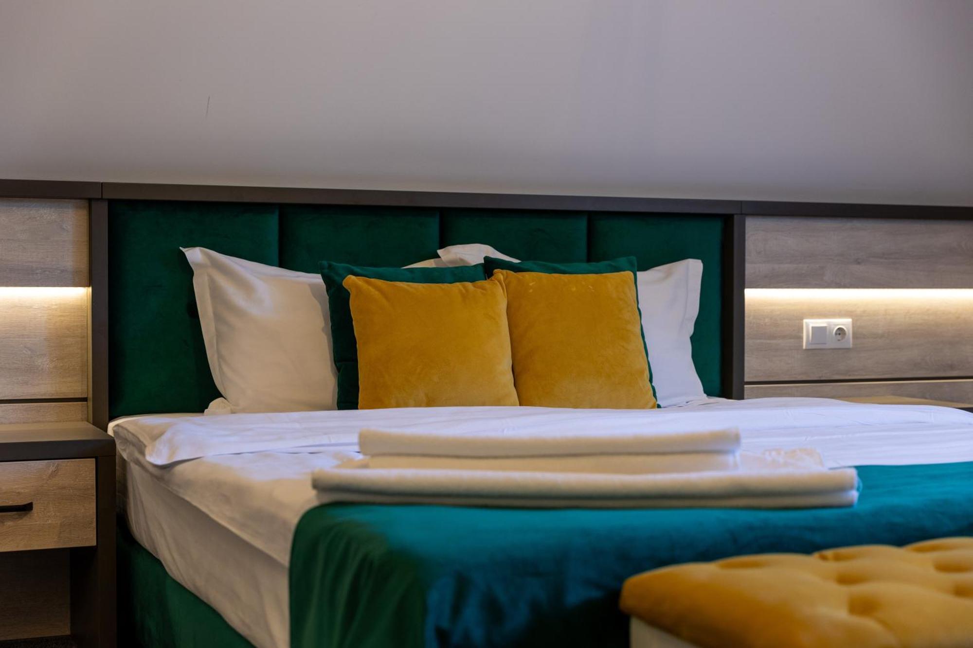 Loft By Lumiere Sibiu Hotel Exterior foto