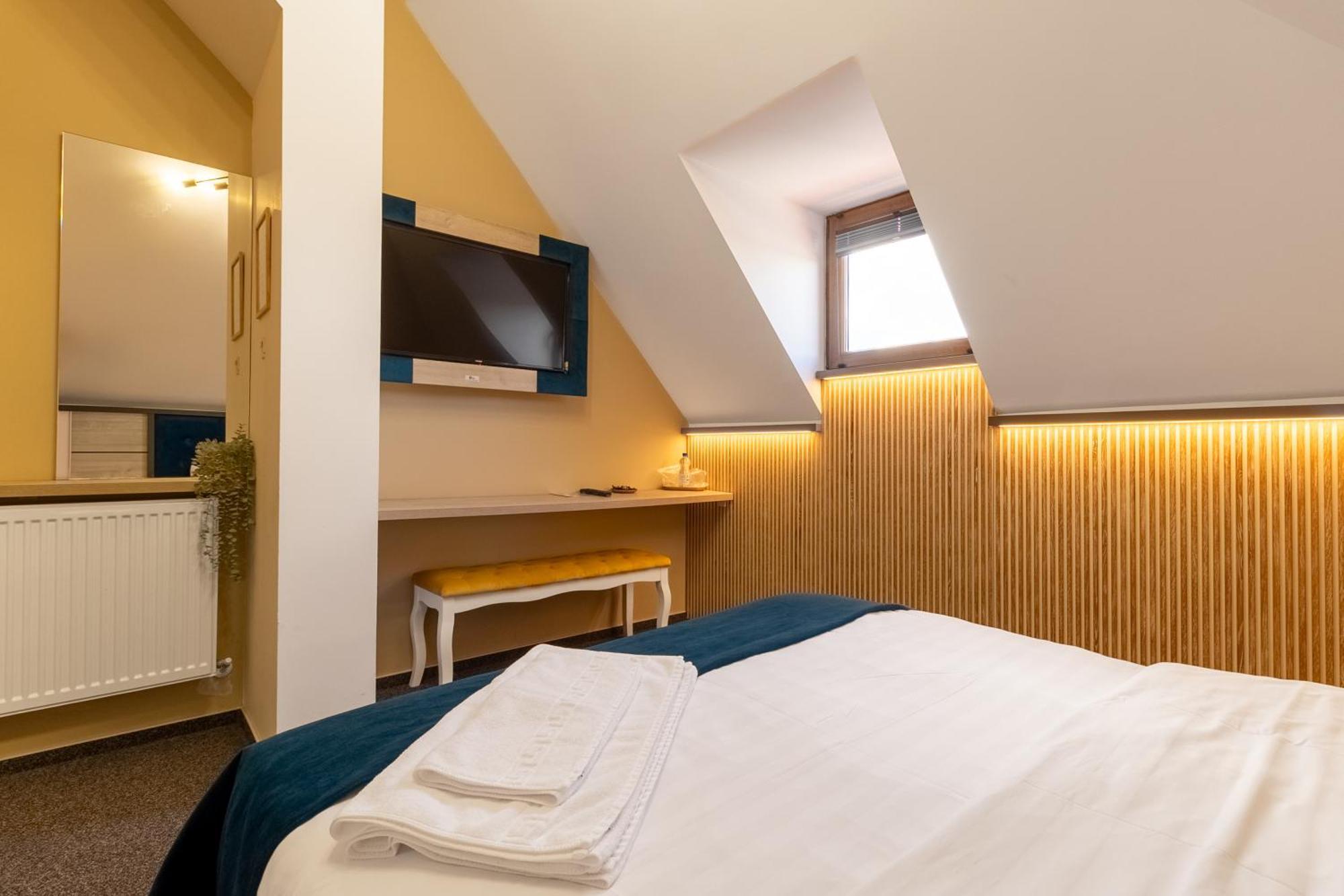 Loft By Lumiere Sibiu Hotel Exterior foto